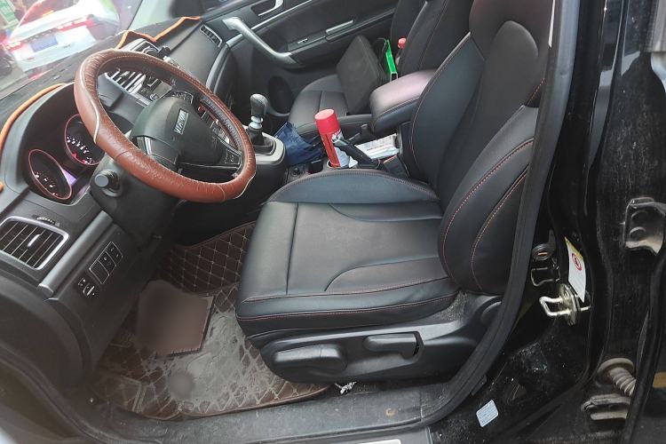 Used Haval M6 2017 1.5T Manual Two-Wheel Drive Elite Model Left Front Seat