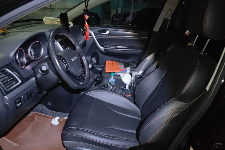 Used Haval M6 2017 1.5T Manual Two-Wheel Drive Elite Model Left Front Seat