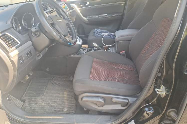 Used Haval M6 2017 1.5T Automatic Two-Wheel Drive Urban Model Left Front Seat