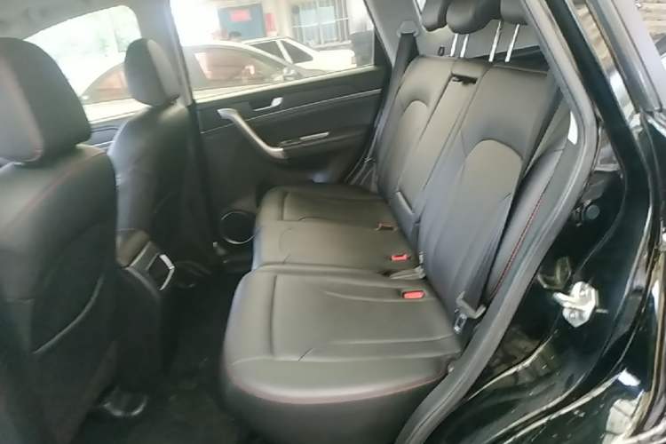 Used Haval M6 2017 1.5T Automatic Two-Wheel Drive Elite Model Left Rear Seat