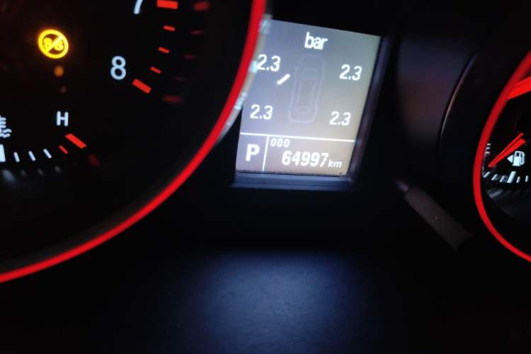 Used Haval M6 2017 1.5T Automatic Two-Wheel Drive Elite Model Odometer Close Up