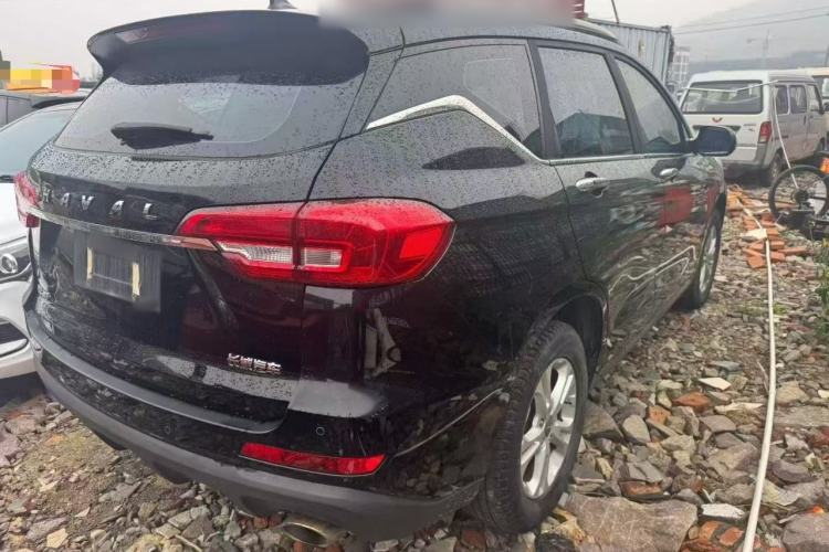 Used Haval M6 2017 1.5T Automatic Two-Wheel Drive Prestige Model Rear Right 45 Deg