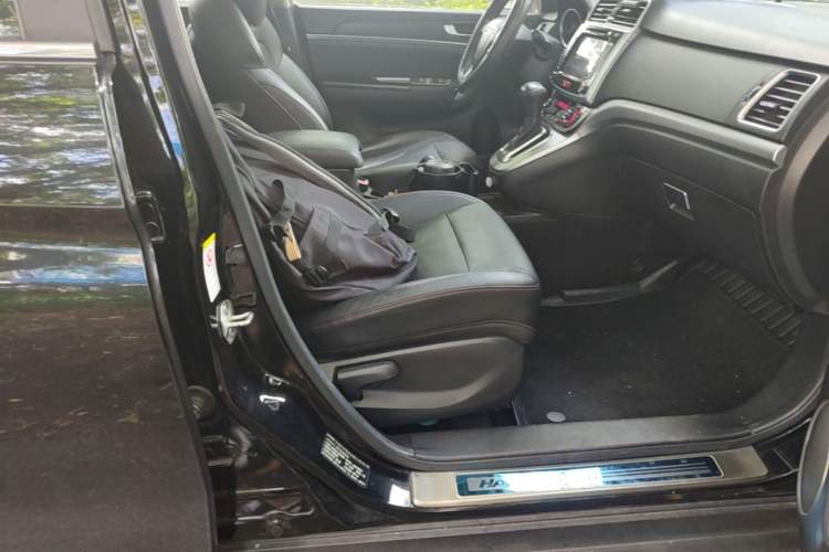 Used Haval M6 2017 1.5T Automatic Two-Wheel Drive Elite Model Right Front Seat