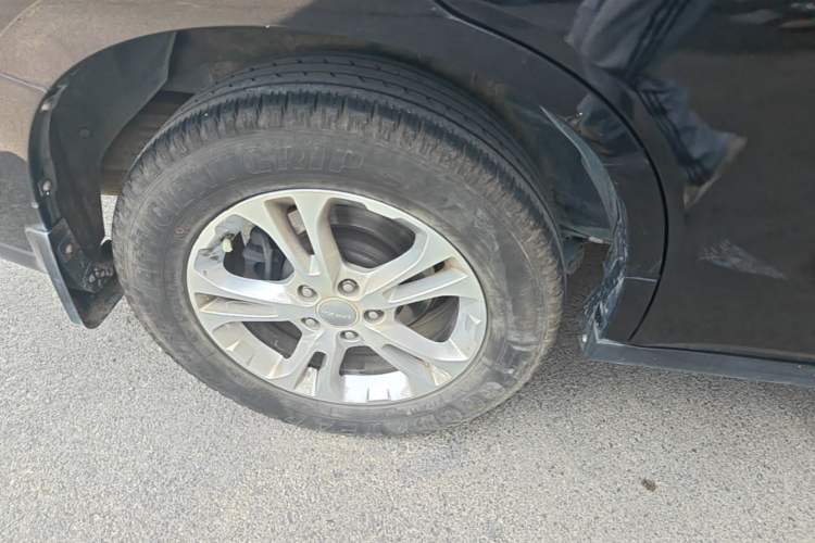 Used Haval M6 2017 1.5T Manual Two-Wheel Drive Elite Model Right Rear Wheel Hub
