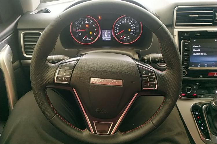 Used Haval M6 2017 1.5T Automatic Two-Wheel Drive Elite Model Steering Wheel