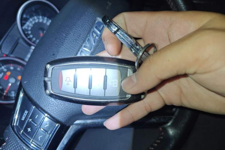 Used Haval M6 2017 1.5T Manual Two-Wheel Drive Elite Model Vehicle Key