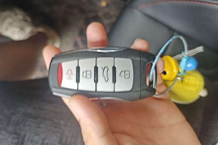 Used Haval M6 2017 1.5T Automatic Two-Wheel Drive Elite Model Vehicle Key