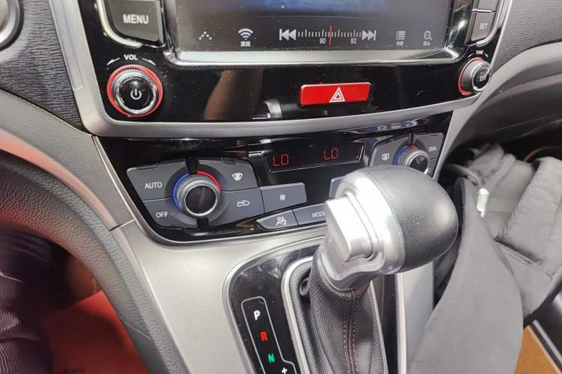 Used Haval M6 2017 1.5T Automatic Two-Wheel Drive Elite Model Audio And AC Panel
