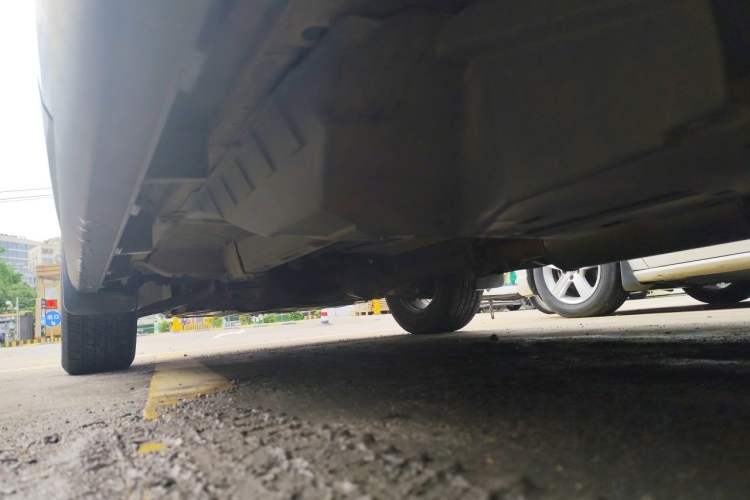 Used Haval M6 2017 1.5T Manual Two-Wheel Drive Elite Model Chassis Rear Left
