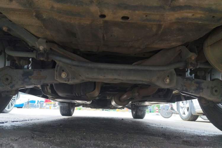 Used Haval M6 2017 1.5T Manual Two-Wheel Drive Elite Model Chassis Rear