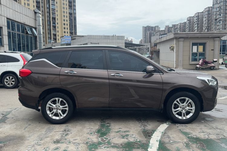 Used Haval M6 2017 1.5T Automatic Two-Wheel Drive Elite Model Exterior 2