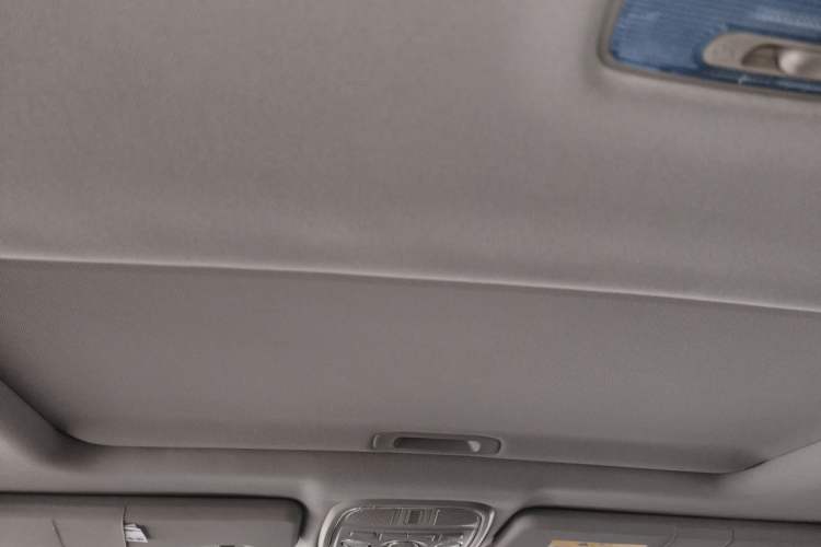 Used Haval M6 2017 1.5T Automatic Two-Wheel Drive Elite Model Headliner