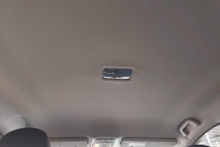 Used Haval M6 2017 1.5T Manual Two-Wheel Drive Urban Version Headliner