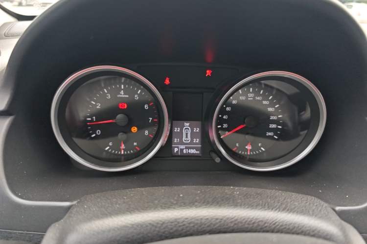 Used Haval M6 2017 1.5T Automatic Two-Wheel Drive Elite Model Instrument Cluster