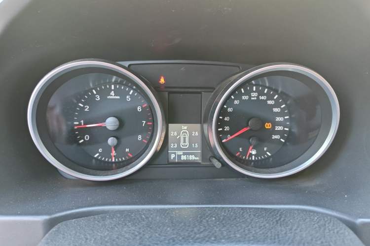 Used Haval M6 2017 1.5T Automatic Two-Wheel Drive Elite Model Instrument Cluster
