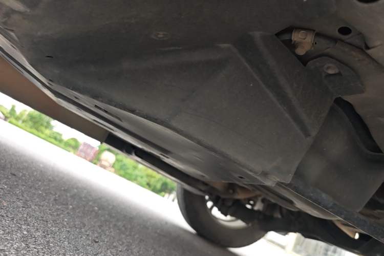 Used Haval M6 2017 1.5T Automatic Two-Wheel Drive Elite Model Left Side Sill