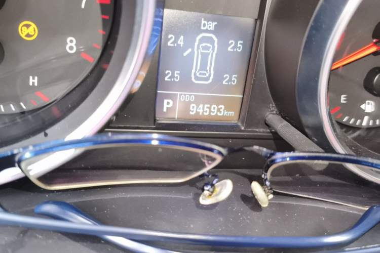 Used Haval M6 2017 1.5T Automatic Two-Wheel Drive Elite Model Odometer Close Up