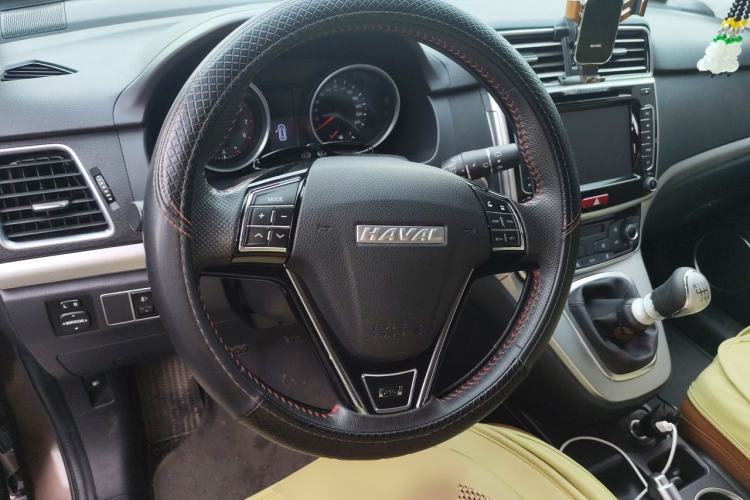 Used Haval M6 2017 1.5T Manual Two-Wheel Drive Elite Model Steering Wheel
