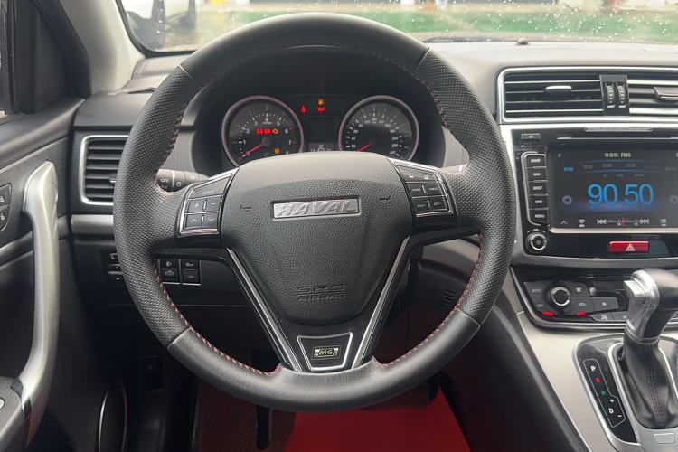 Used Haval M6 2017 1.5T Automatic Two-Wheel Drive Elite Model Steering Wheel