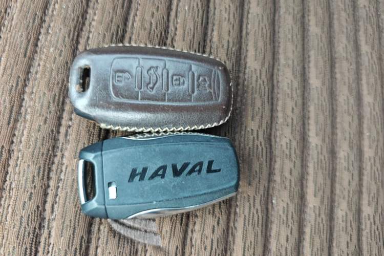 Used Haval M6 2017 1.5T Automatic Two-Wheel Drive Elite Model Vehicle Key