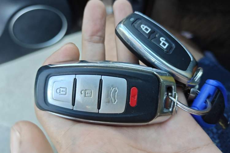 Used Haval M6 2017 1.5T Automatic Two-Wheel Drive Elite Model Vehicle Key