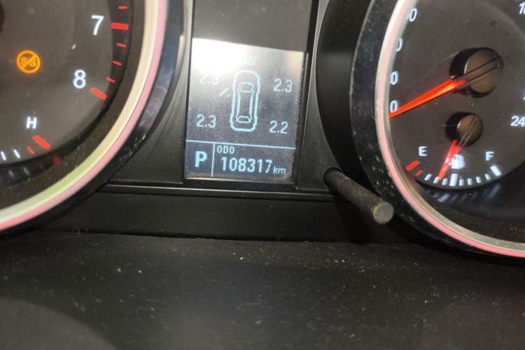 Used Haval M6 2017 1.5T Automatic Two-Wheel Drive Elite Model Odometer Close Up