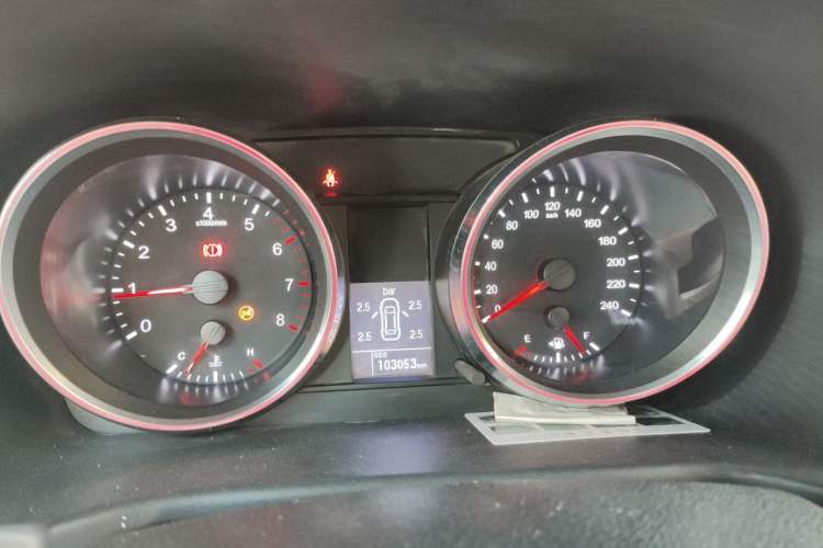 Used Haval M6 2017 1.5T Manual Two-Wheel Drive Elite Model Instrument Cluster