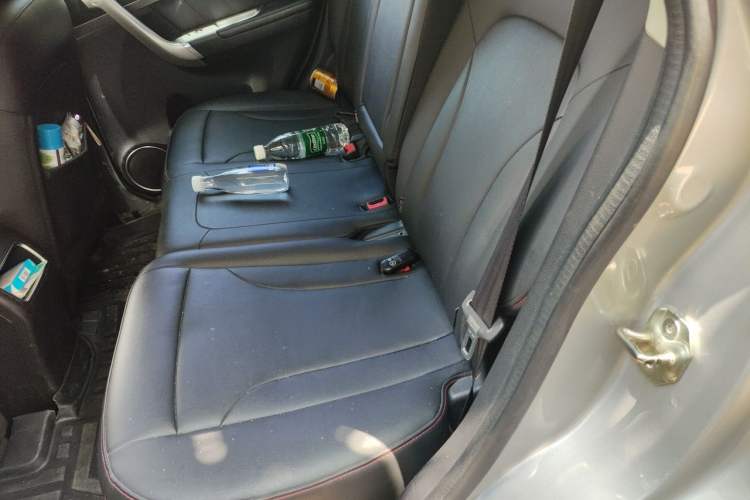 Used Haval M6 2017 1.5T Manual Two-Wheel Drive Elite Model Left Rear Seat
