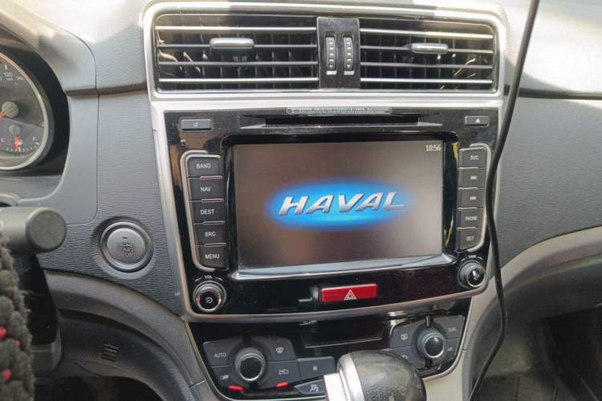 Used Haval M6 2017 1.5T Automatic Two-Wheel Drive Elite Model Audio And AC Panel