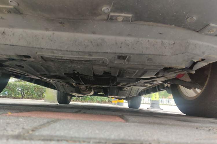 Used Haval M6 2017 1.5T Automatic Two-Wheel Drive Elite Model Chassis Front