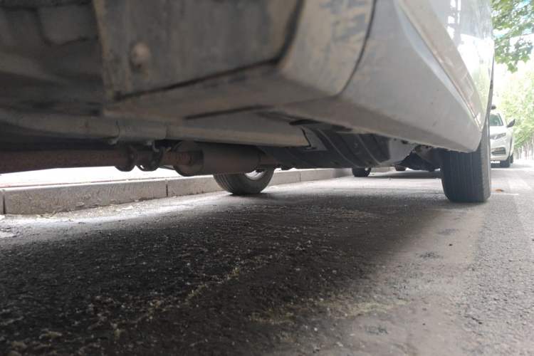 Used Haval M6 2017 1.5T Manual Two-Wheel Drive Elite Model Chassis Front Left