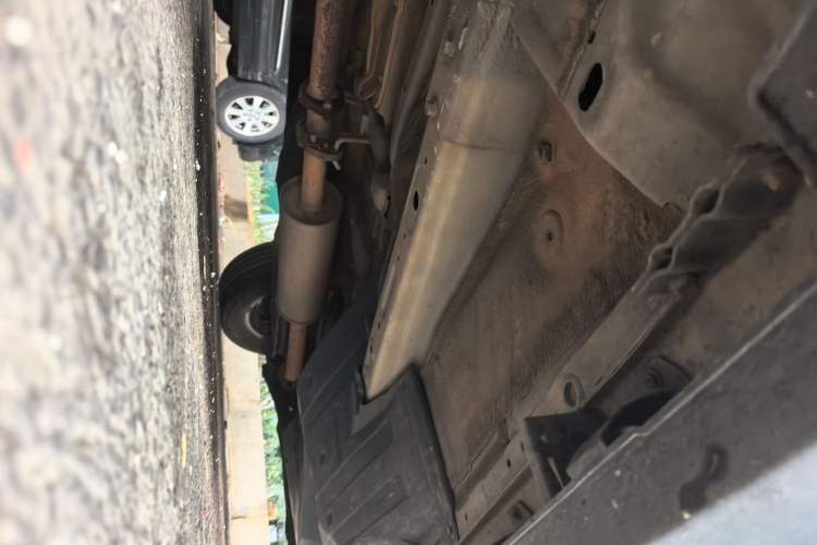 Used Haval M6 2017 1.5T Automatic Two-Wheel Drive Elite Model Chassis Front Left