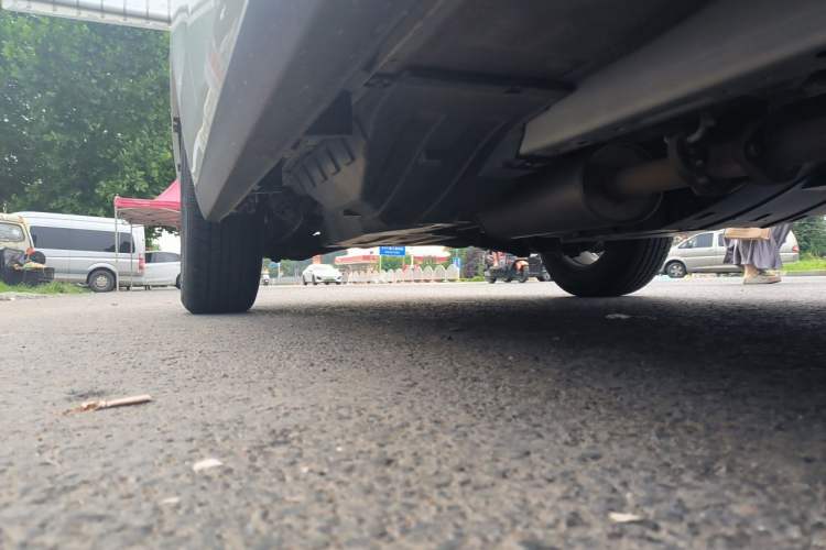 Used Haval M6 2017 1.5T Manual Two-Wheel Drive Urban Version Chassis Front Right