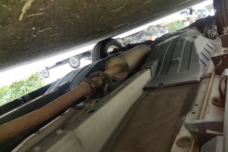 Used Haval M6 2017 1.5T Manual Two-Wheel Drive Urban Version Chassis Front Right