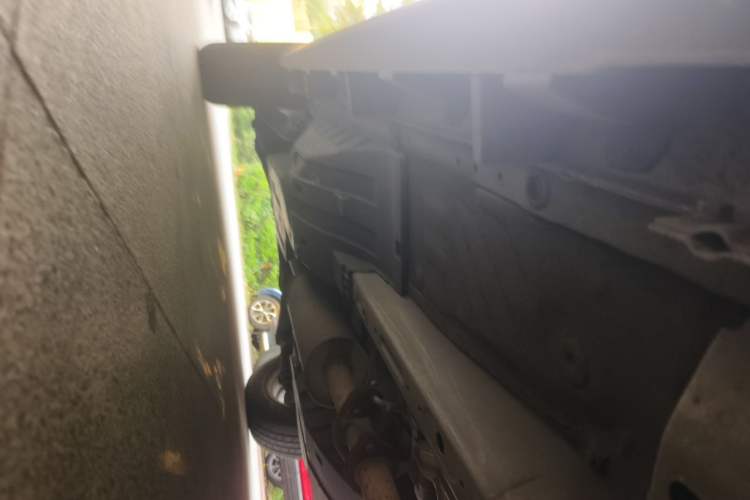 Used Haval M6 2017 1.5T Automatic Two-Wheel Drive Elite Model Chassis Front Right
