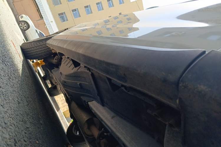 Used Haval M6 2017 1.5T Automatic Two-Wheel Drive Elite Model Chassis Front Right