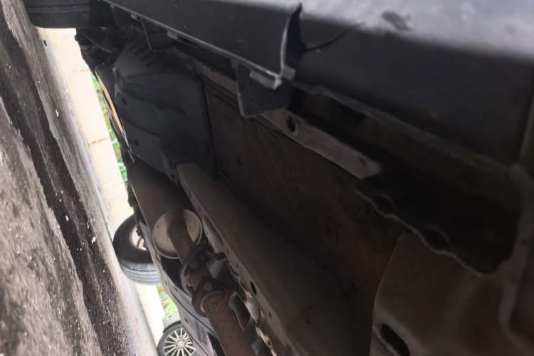 Used Haval M6 2017 1.5T Automatic Two-Wheel Drive Elite Model Chassis Front Right