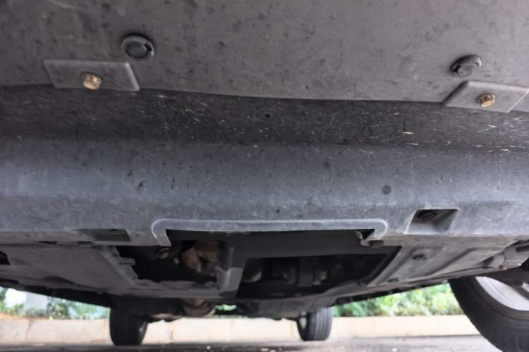 Used Haval M6 2017 1.5T Automatic Two-Wheel Drive Elite Model Chassis Front