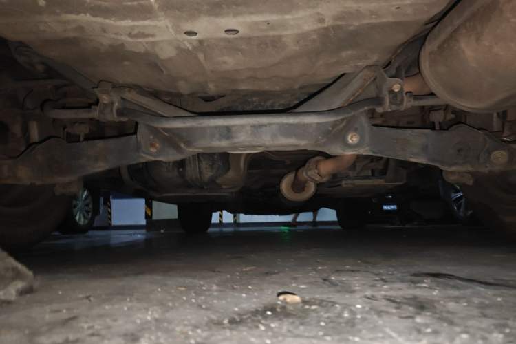 Used Haval M6 2017 1.5T Automatic Two-Wheel Drive Elite Model Chassis Rear