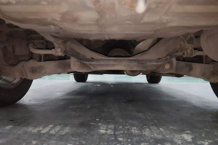 Used Haval M6 2017 1.5T Manual Two-Wheel Drive Elite Model Chassis Rear
