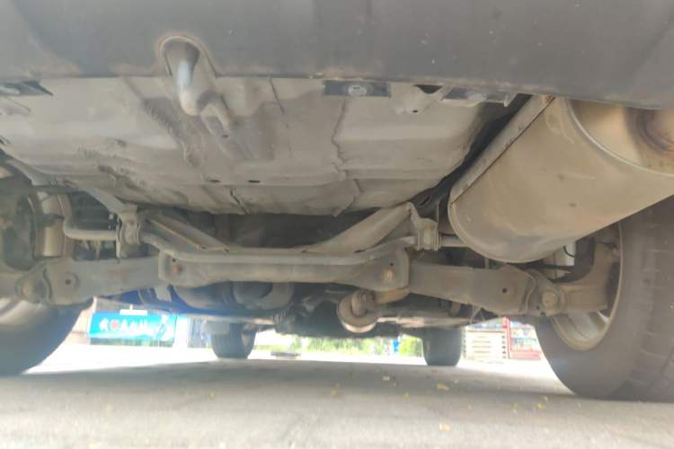Used Haval M6 2017 1.5T Automatic Two-Wheel Drive Elite Model Chassis Rear