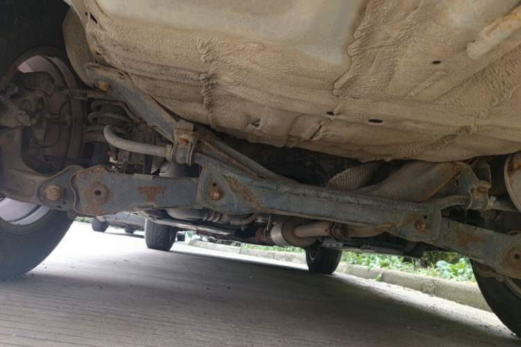 Used Haval M6 2017 1.5T Automatic Two-Wheel Drive Elite Model Chassis Rear
