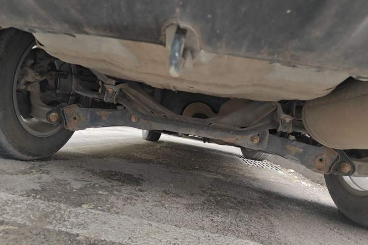 Used Haval M6 2017 1.5T Manual Two-Wheel Drive Elite Model Chassis Rear
