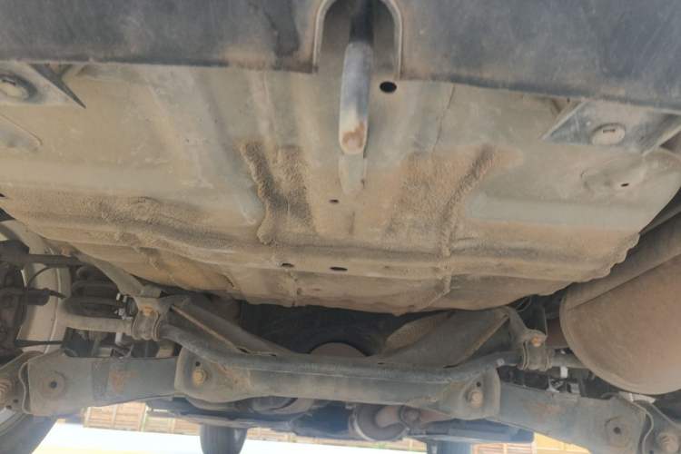 Used Haval M6 2017 1.5T Automatic Two-Wheel Drive Elite Model Chassis Rear