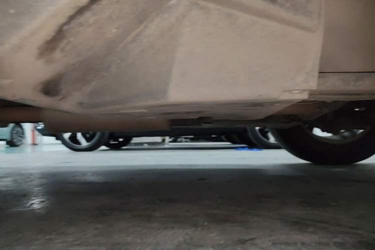 Used Haval M6 2017 1.5T Manual Two-Wheel Drive Elite Model Chassis Rear Left