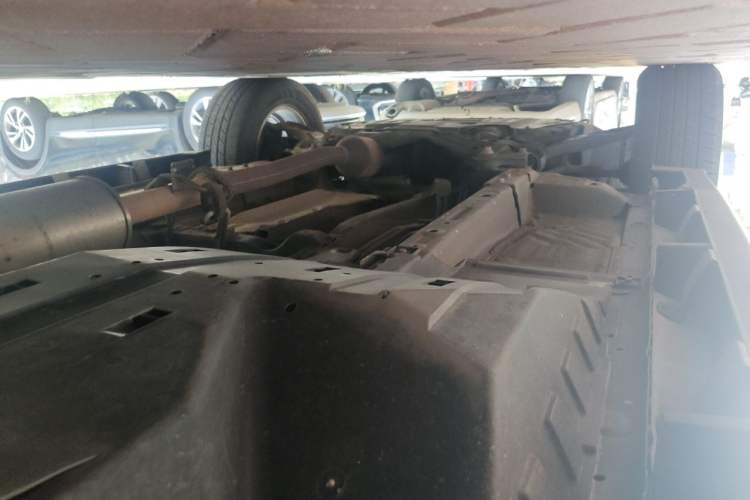Used Haval M6 2017 1.5T Automatic Two-Wheel Drive Elite Model Chassis Rear Left