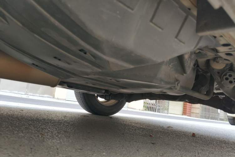 Used Haval M6 2017 1.5T Automatic Two-Wheel Drive Urban Model Chassis Rear Left