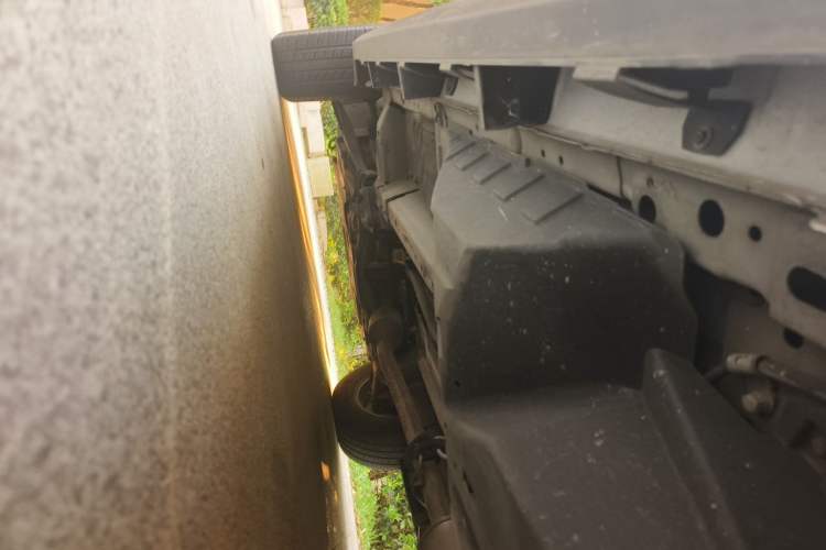Used Haval M6 2017 1.5T Automatic Two-Wheel Drive Elite Model Chassis Rear Left