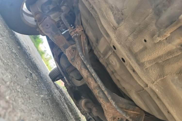 Used Haval M6 2017 1.5T Manual Two-Wheel Drive Elite Model Chassis Rear