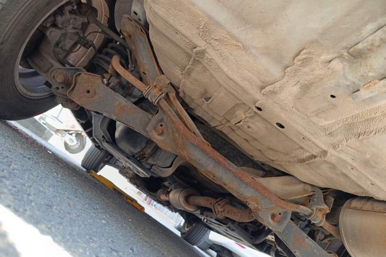 Used Haval M6 2017 1.5T Automatic Two-Wheel Drive Elite Model Chassis Rear